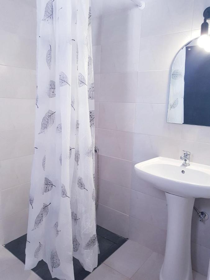 Konstantinos-Elli Rooms Vrasná Екстериор снимка